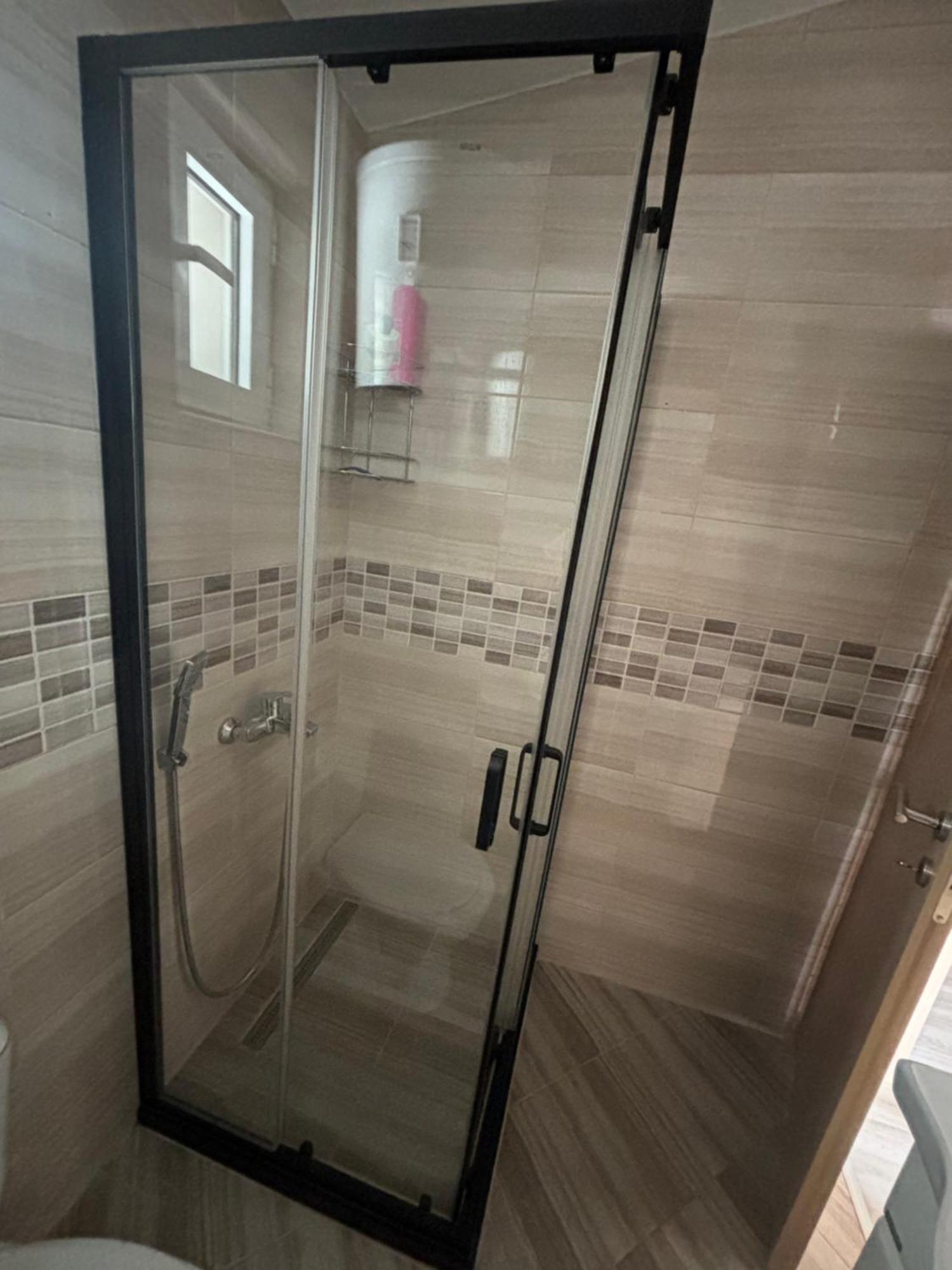 Lana Apartment Prčanj Екстериор снимка